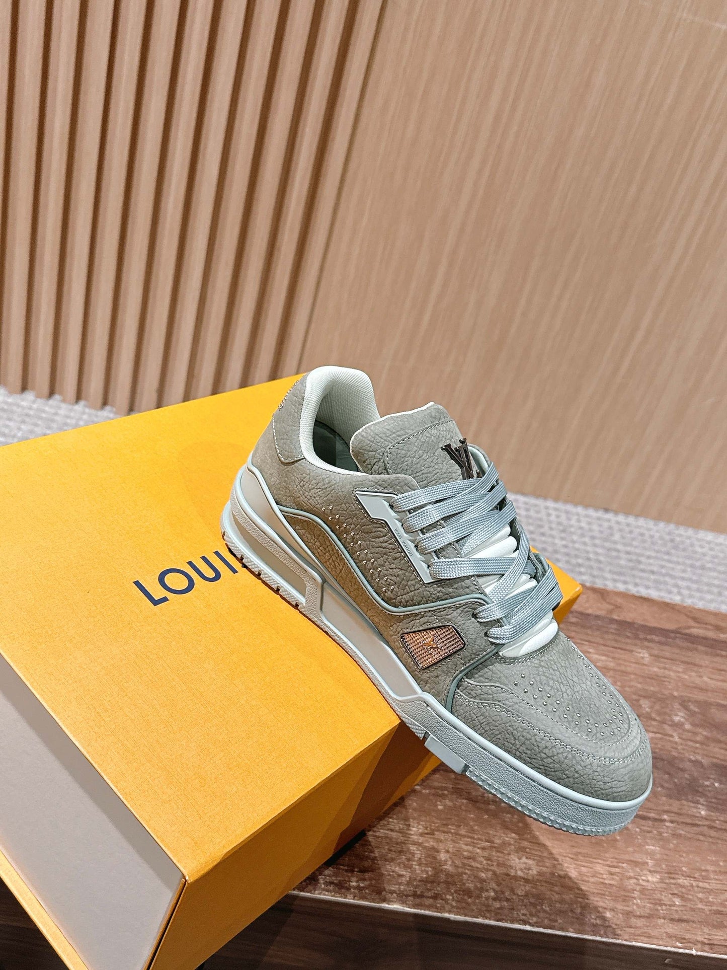 LV Trainer Series 14