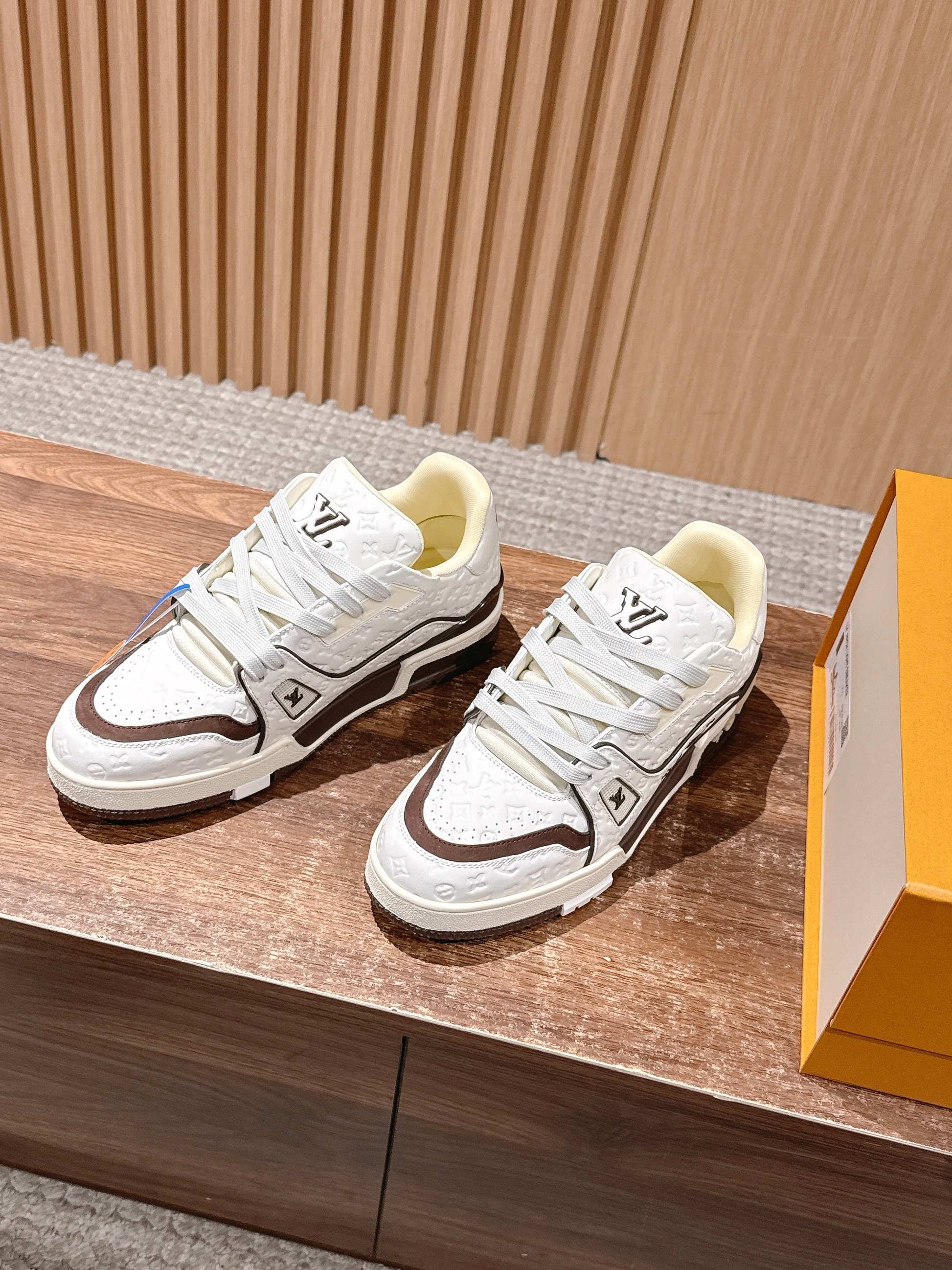 LV Trainer Series 11