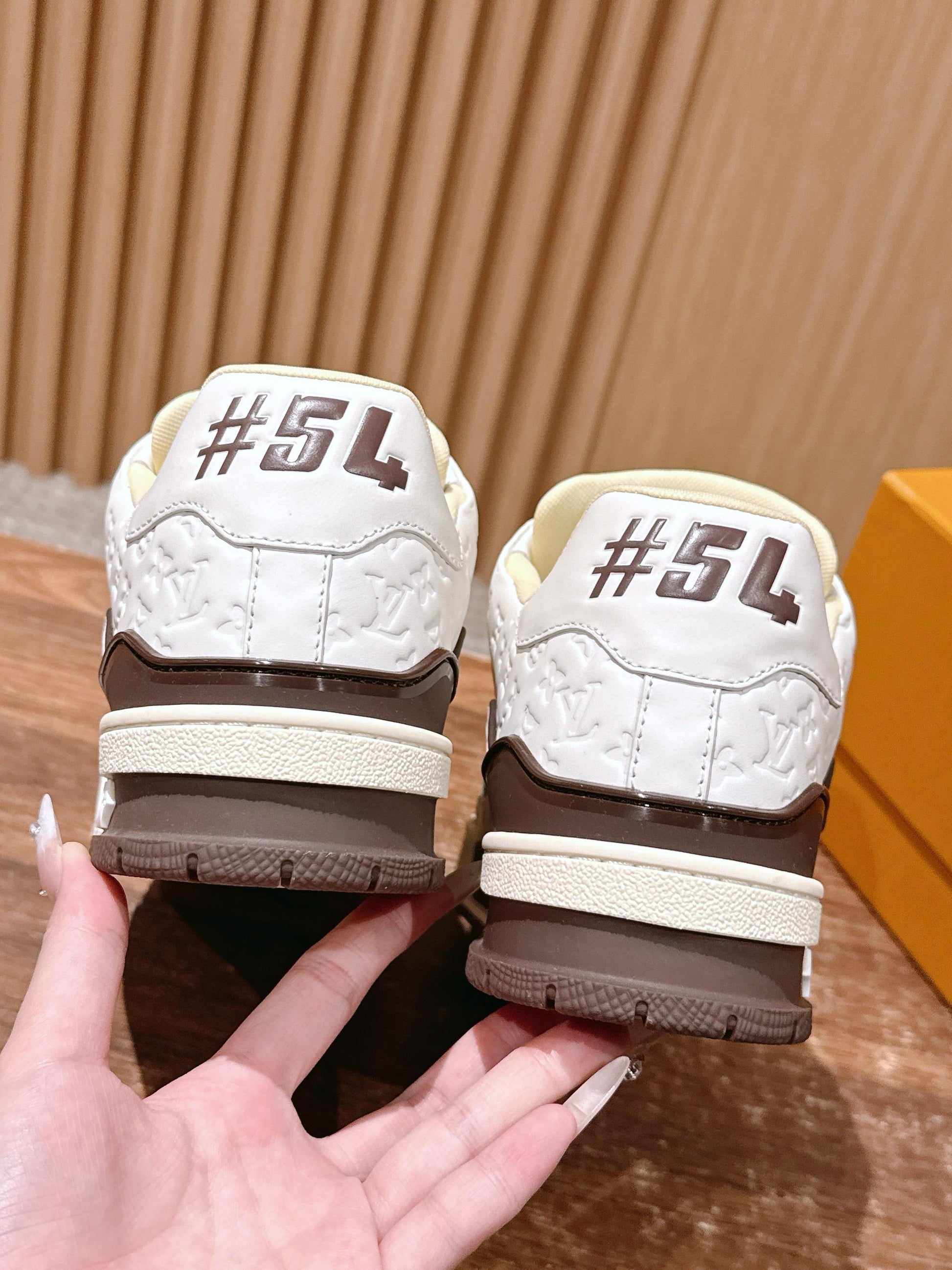 LV Trainer Series 11