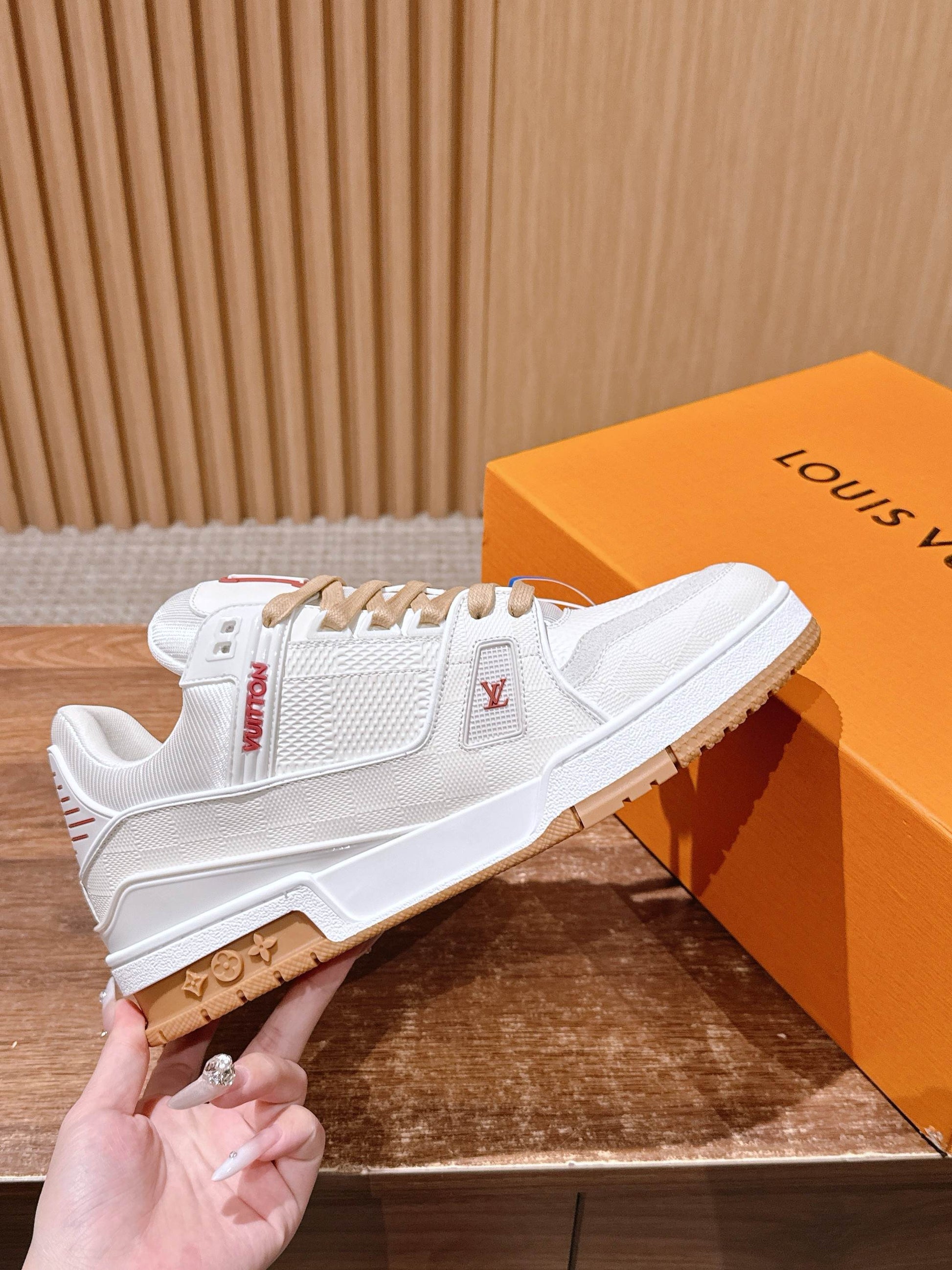 LV Trainer Series 06