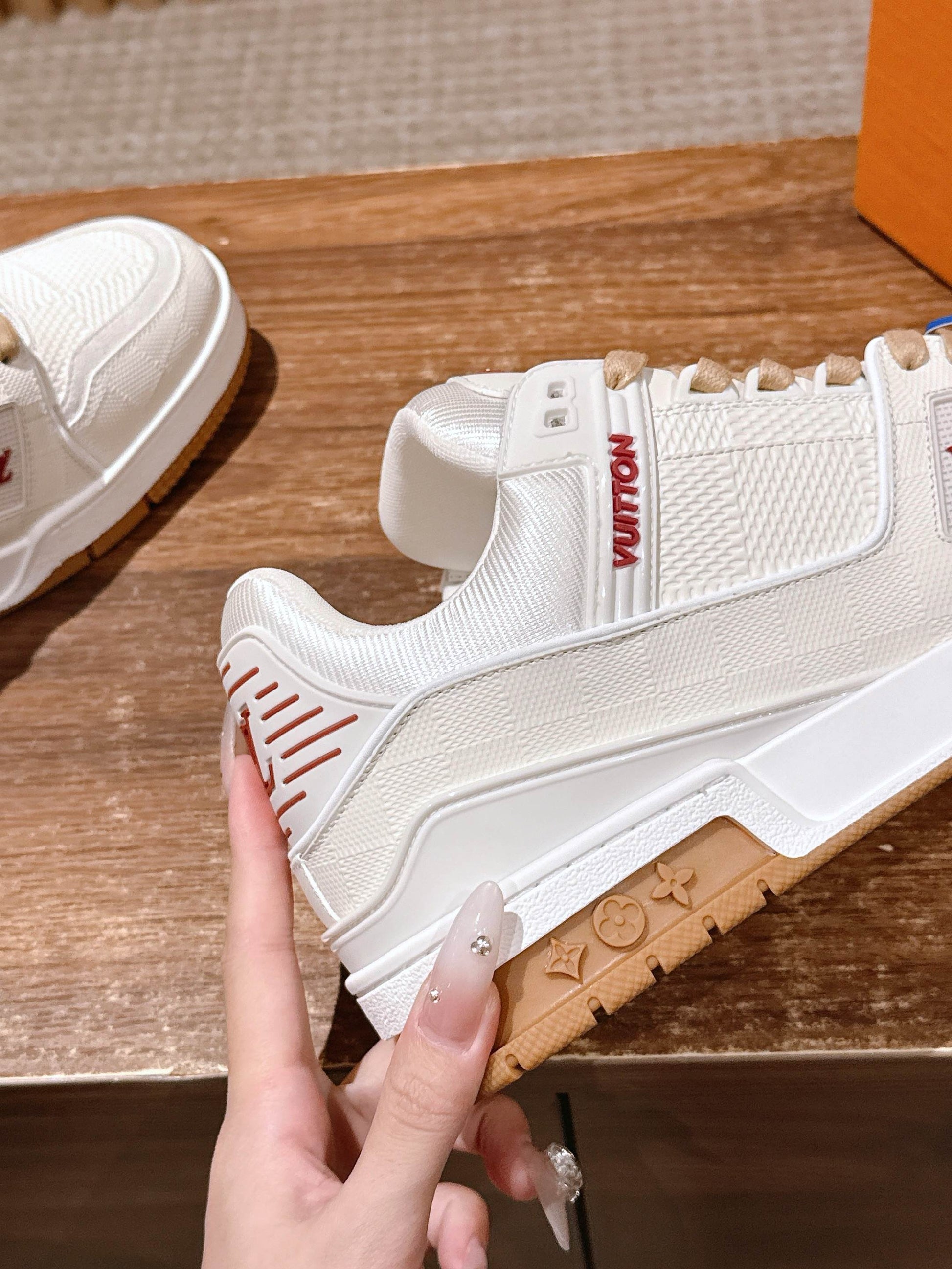 LV Trainer Series 06