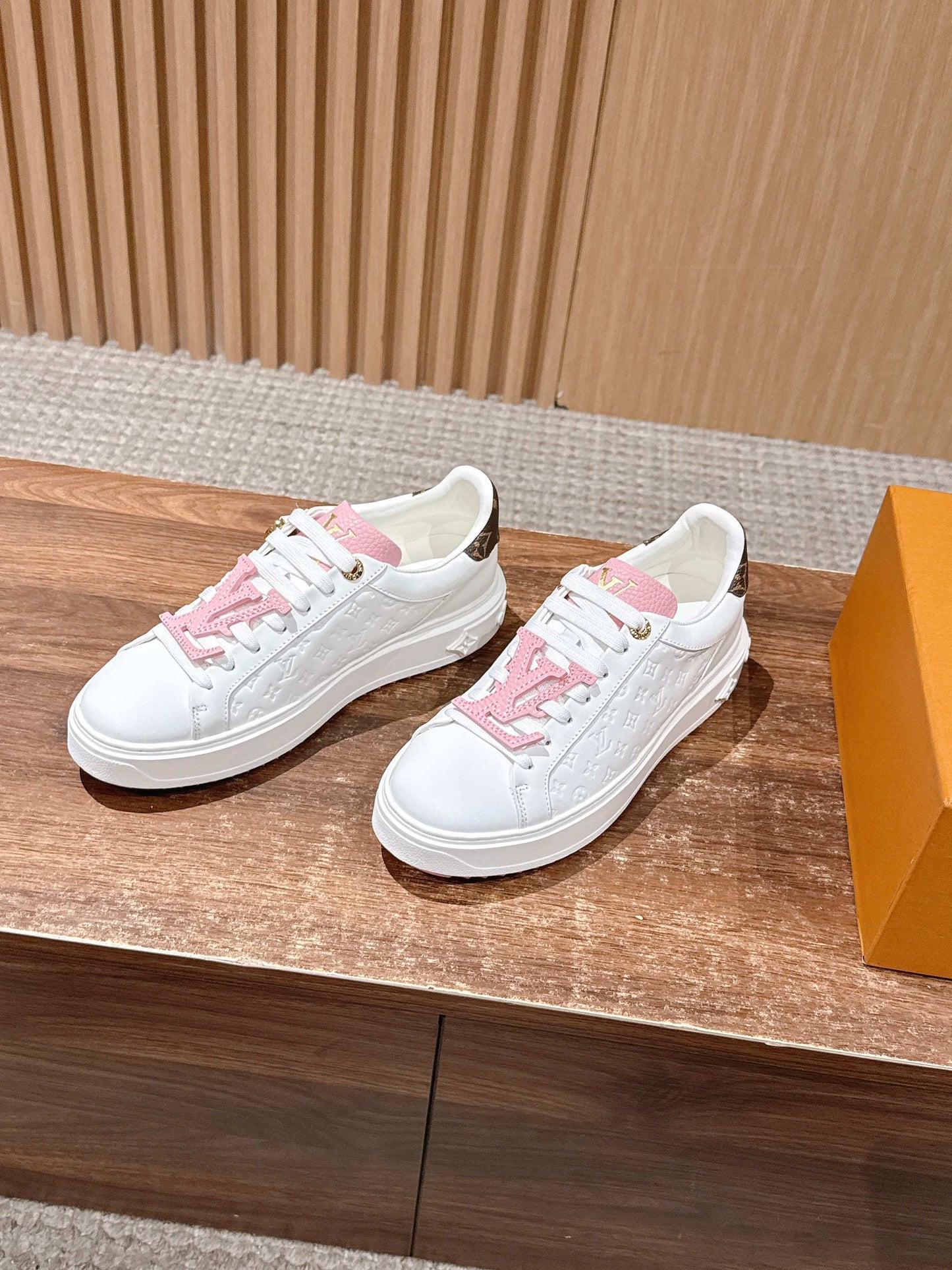 LV Time Out Sneaker Series 15