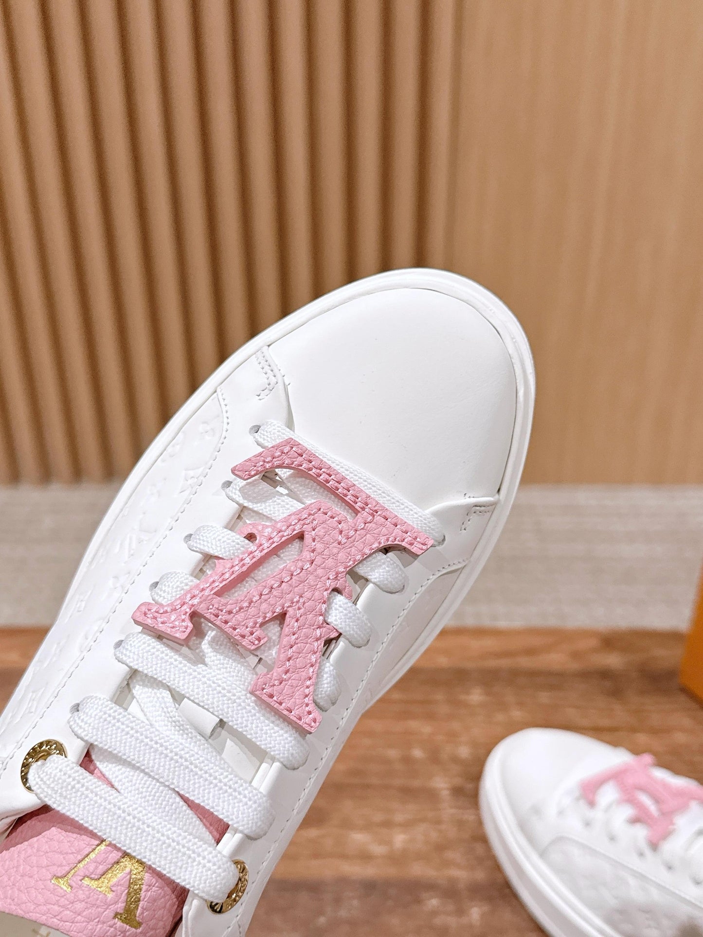 LV Time Out Sneaker Series 15