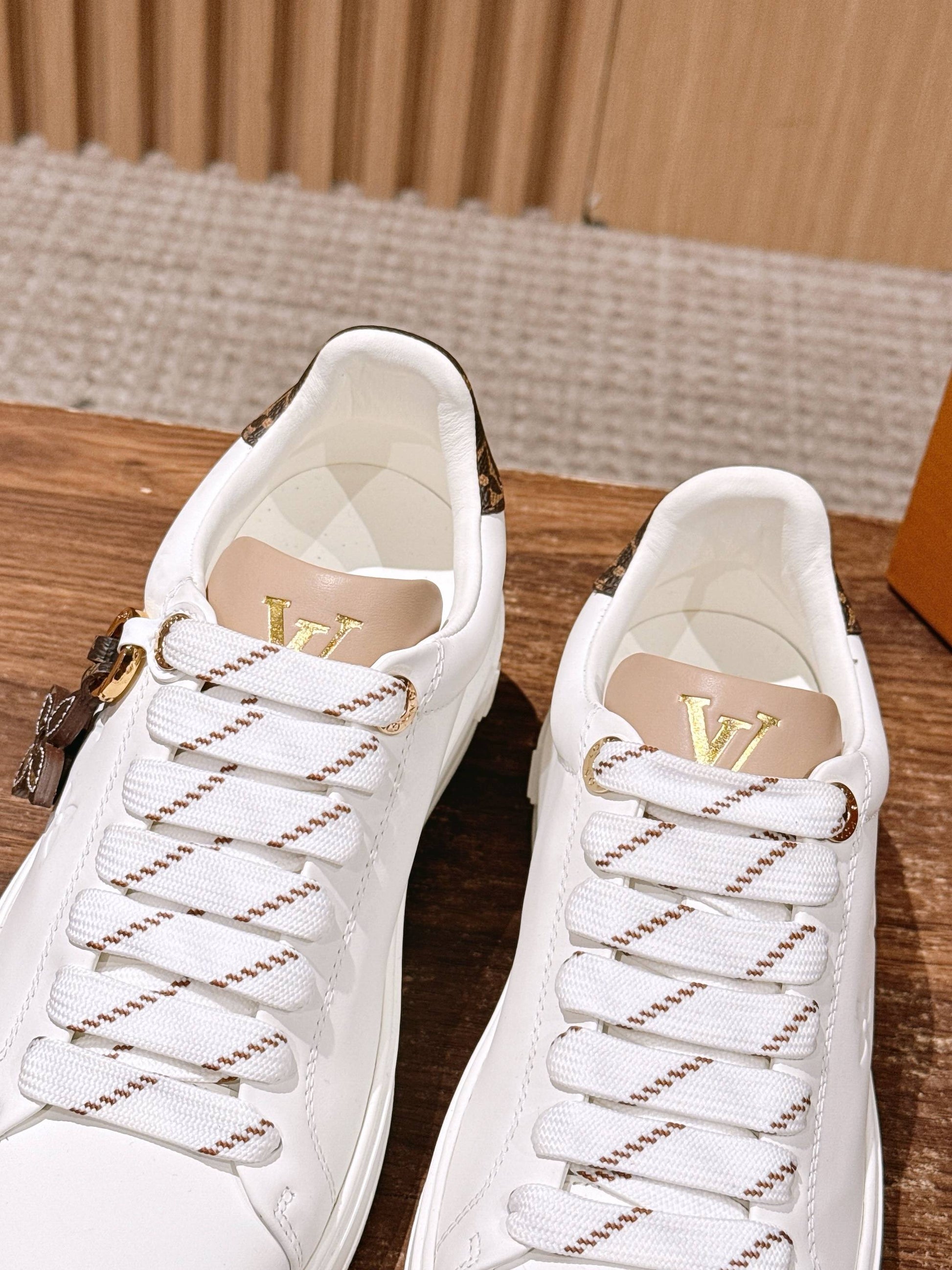LV Time Out Sneaker Series 12