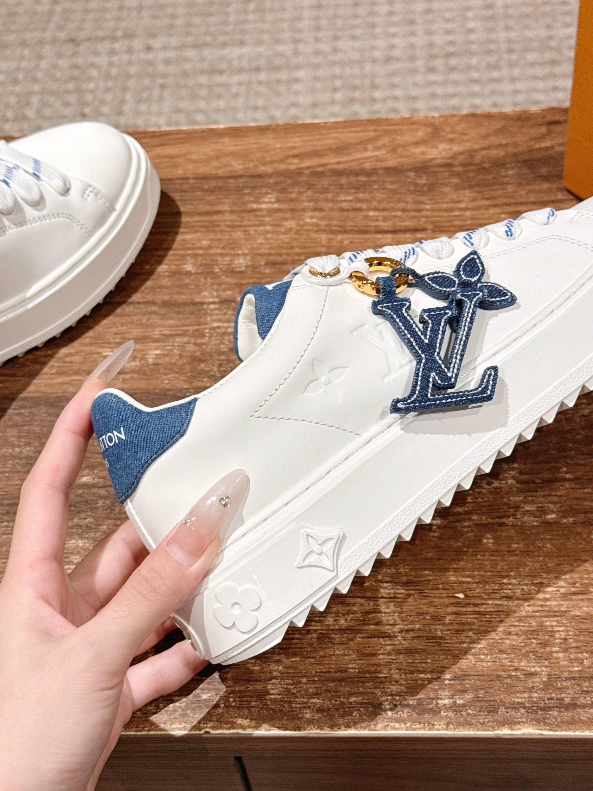 LV Time Out Sneaker Series 11