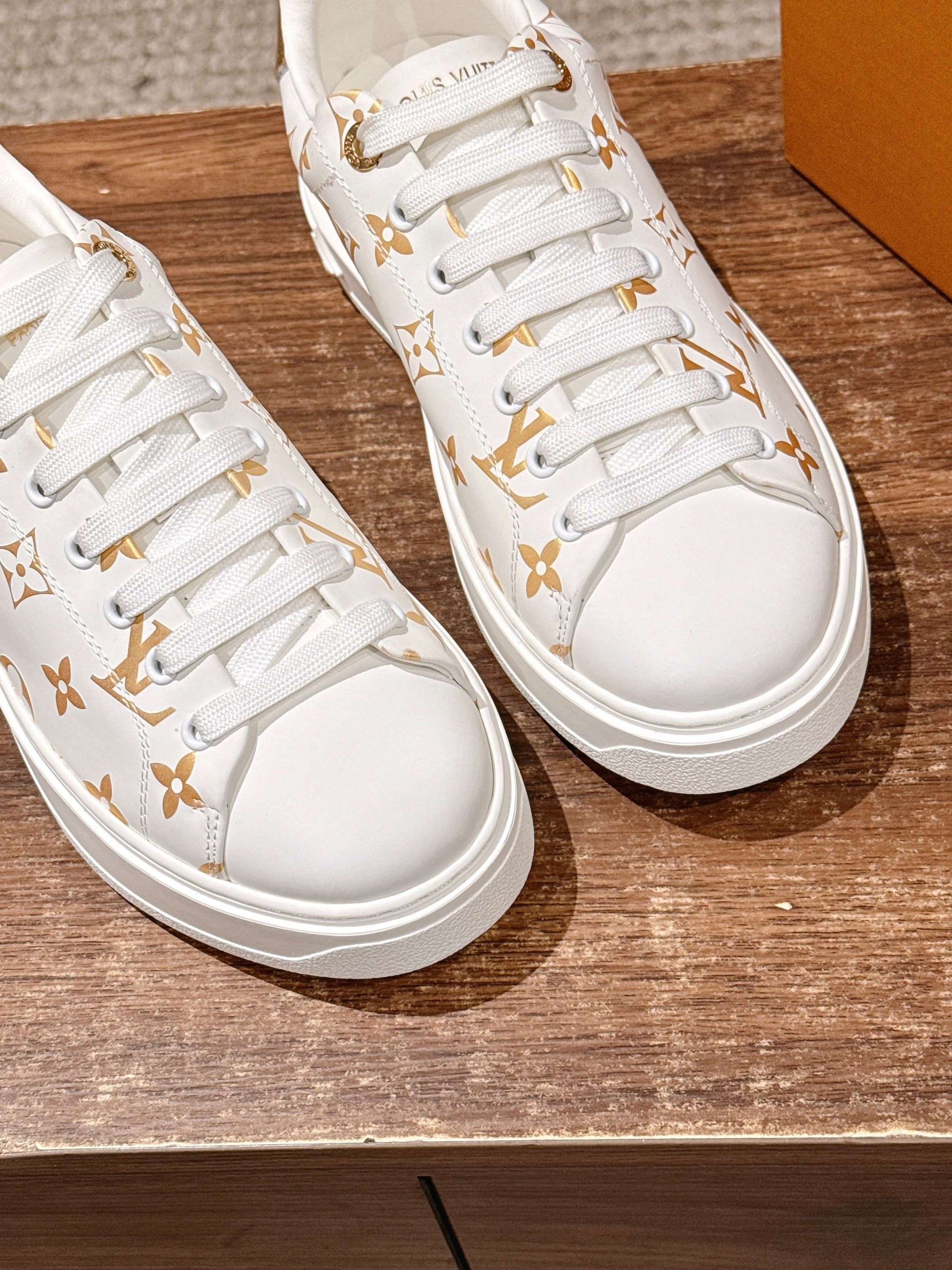 LV Time Out Sneaker Series 09