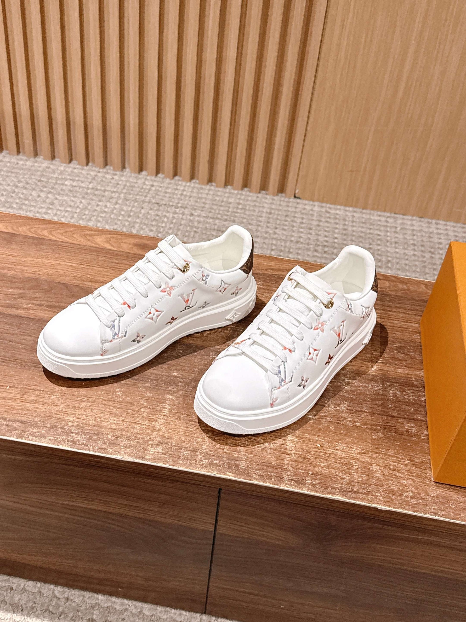 LV Time Out Sneaker Series 08