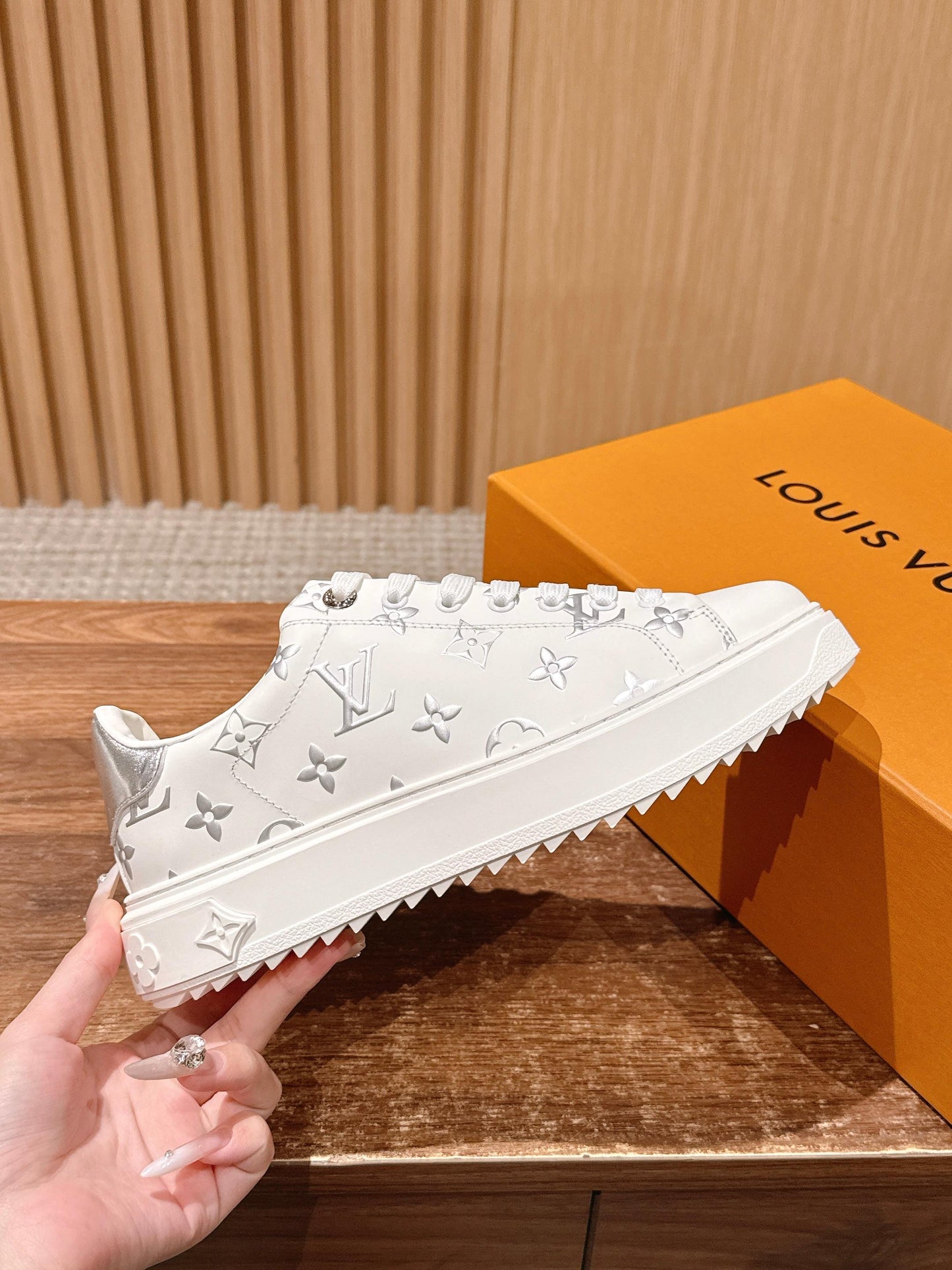 LV Time Out Sneaker Series 07