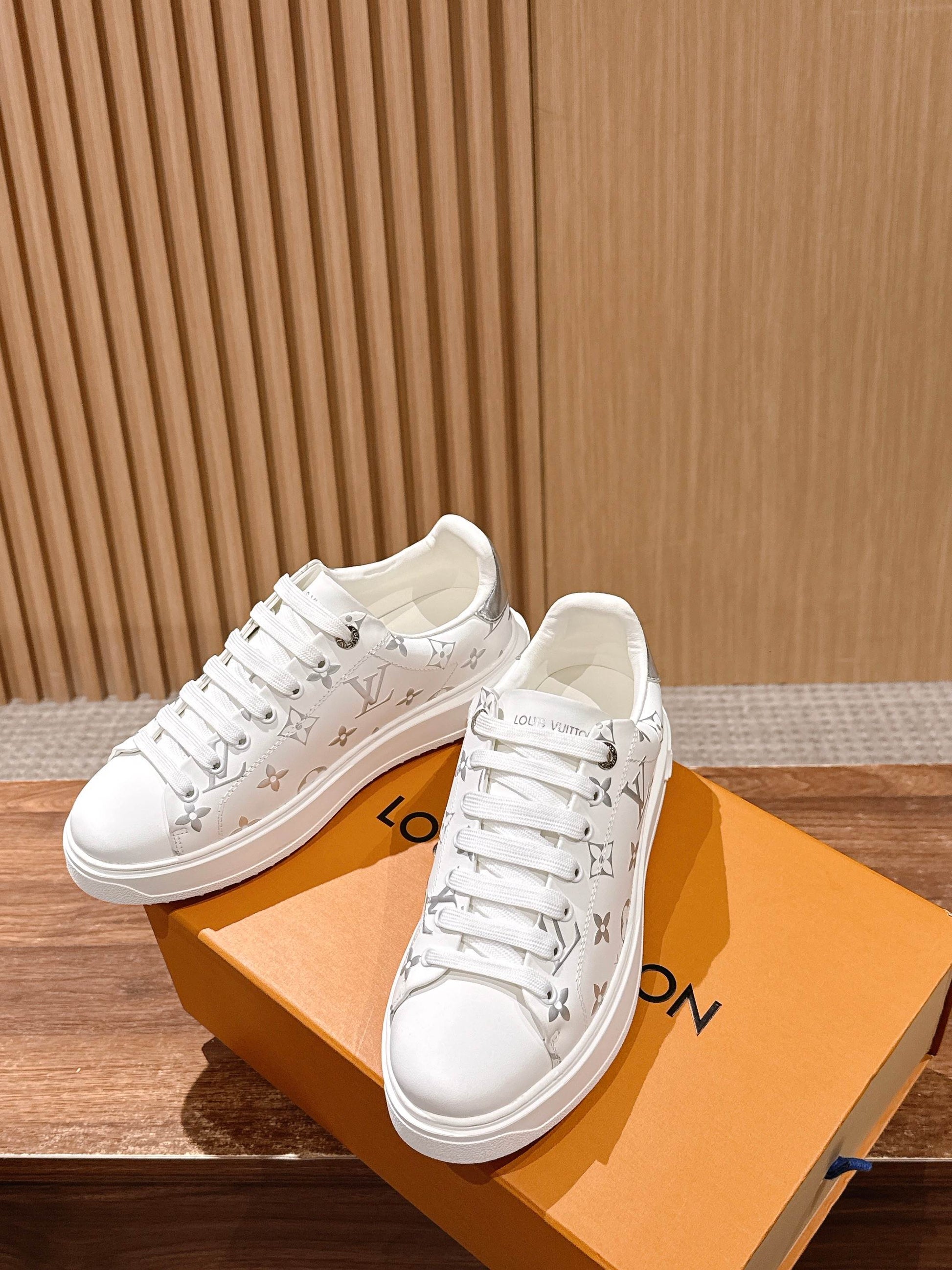 LV Time Out Sneaker Series 07