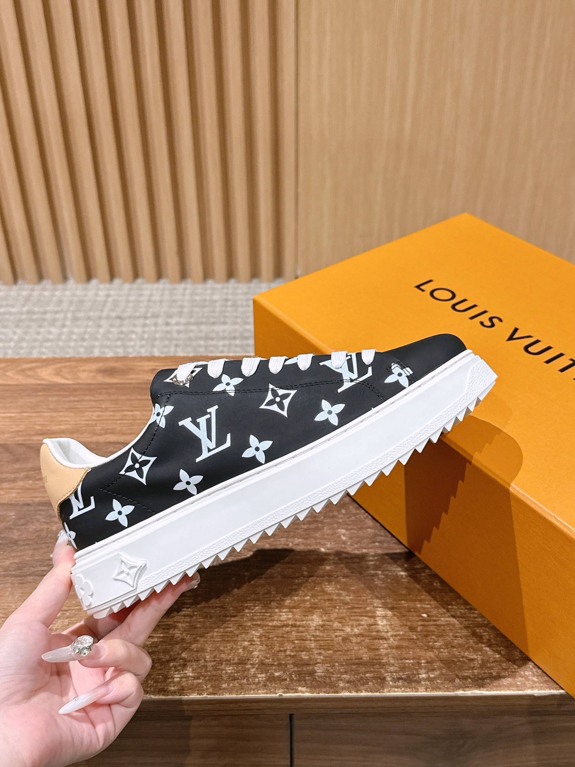 LV Time Out Sneaker Series 05