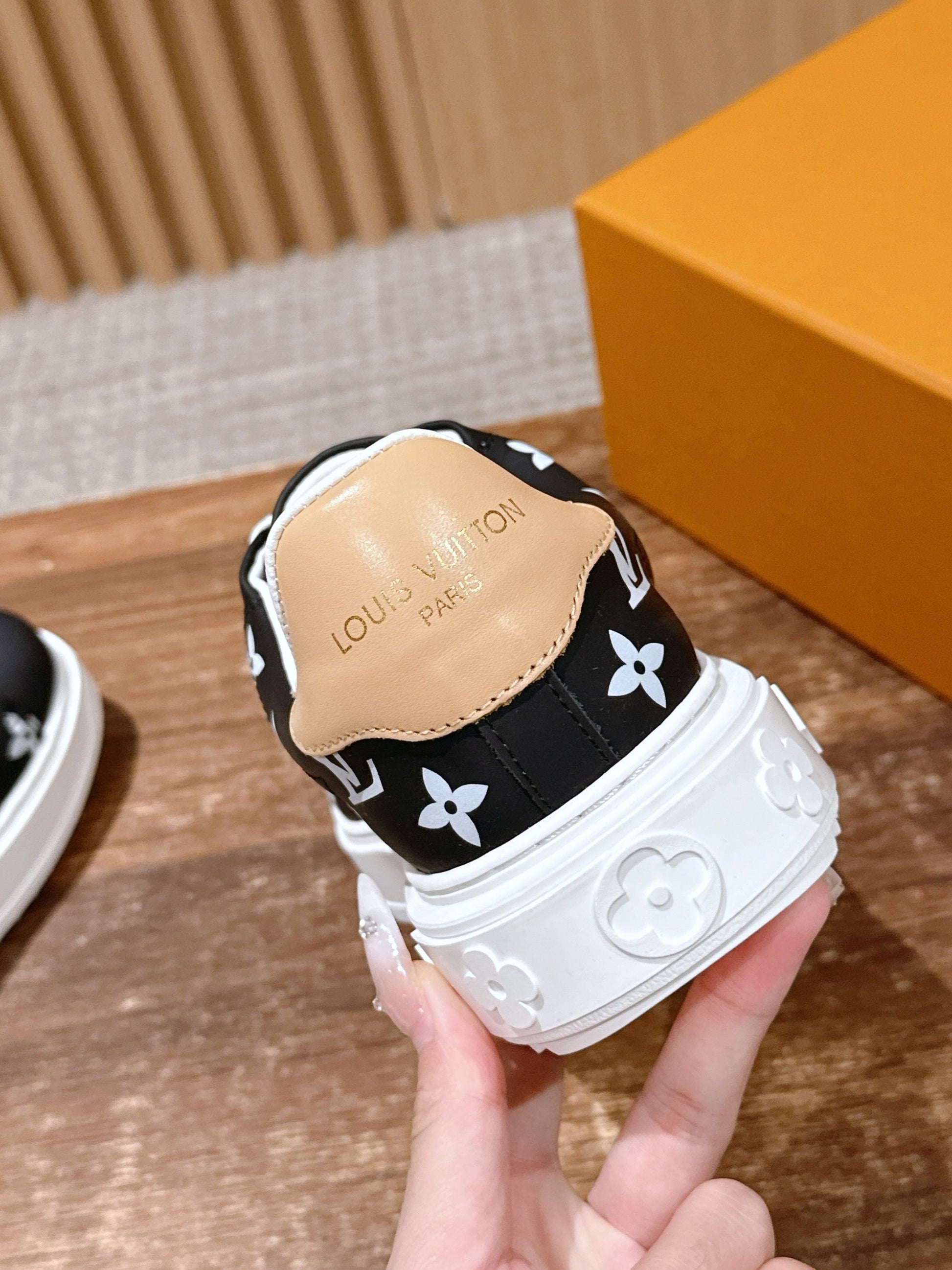 LV Time Out Sneaker Series 05