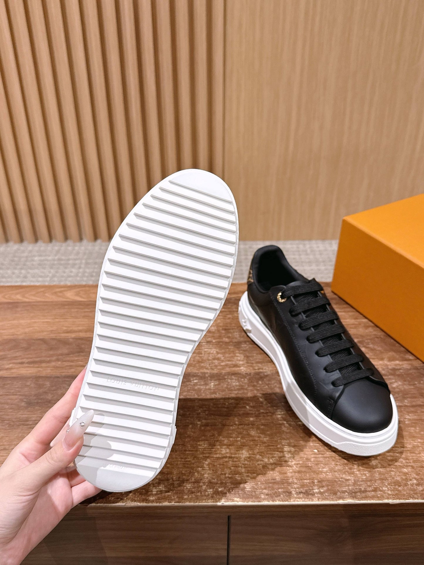 LV Time Out Sneaker Series 04