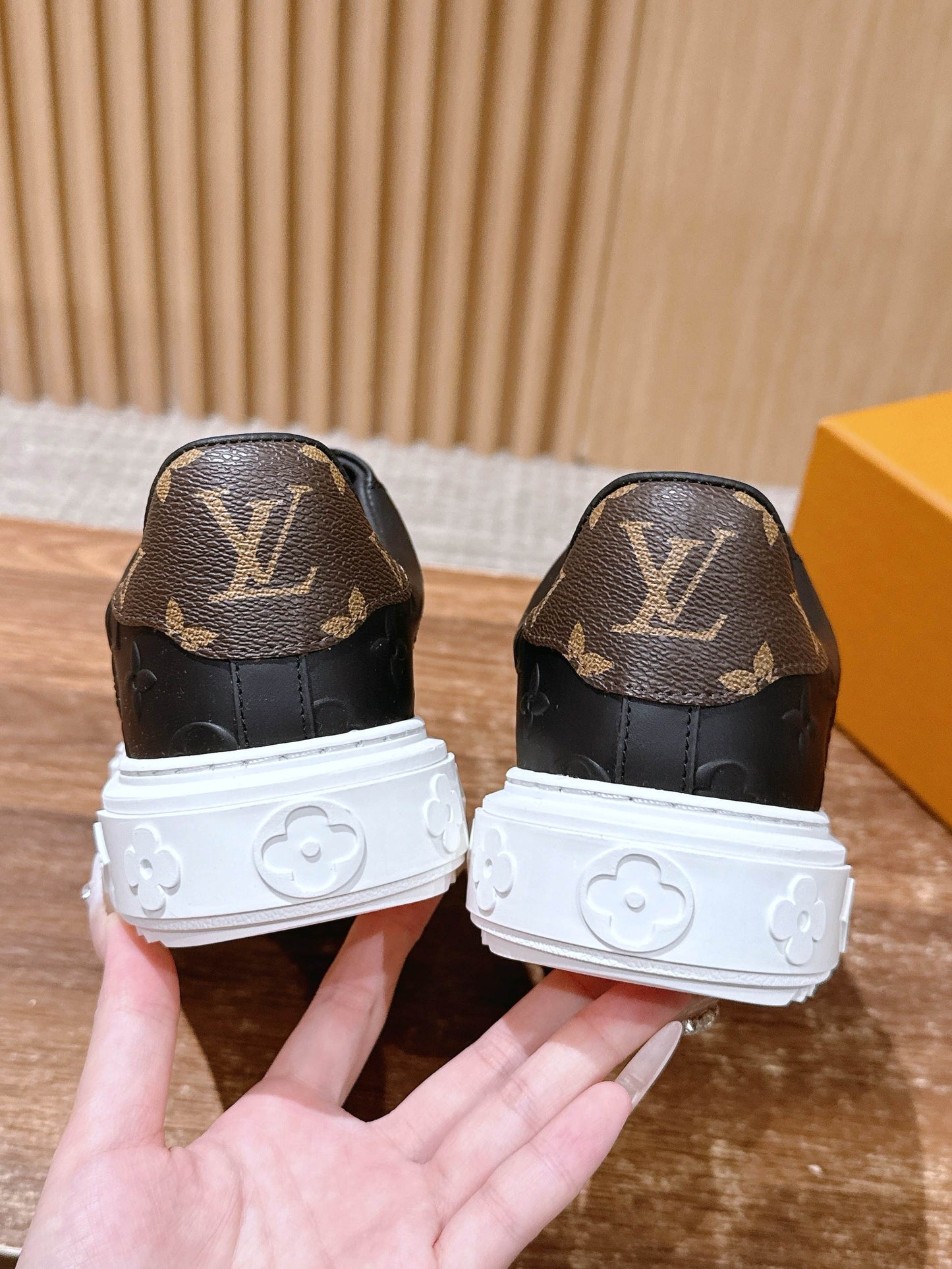 LV Time Out Sneaker Series 04