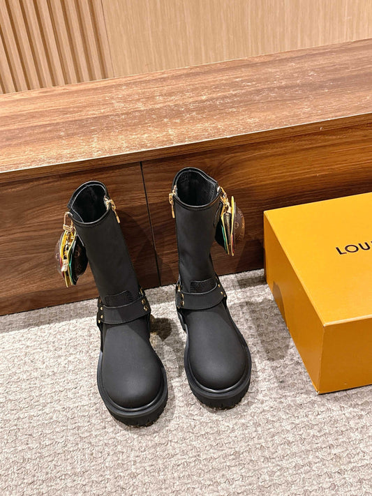 LV * Timberland Short Boots‌ Black 02