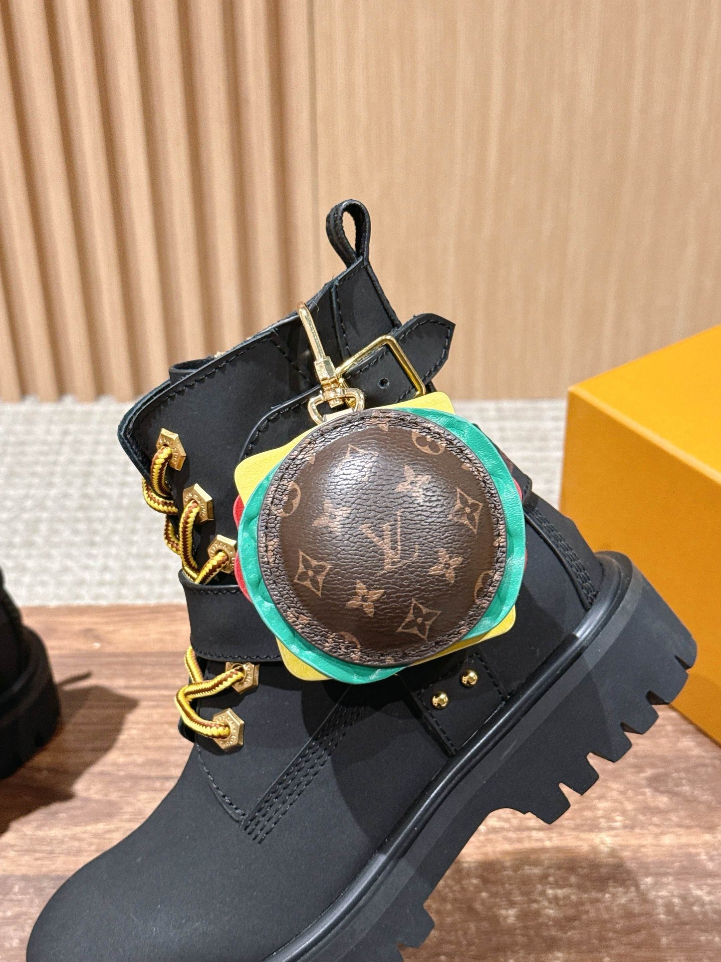 LV * Timberland Short Boots‌ Matte Black 01