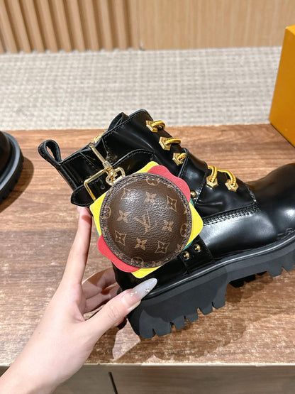 LV * Timberland Short Boots‌ Black 01