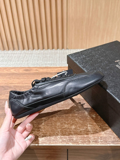 PRADA Leather Thin-Sole Casual Sneakers, Black
