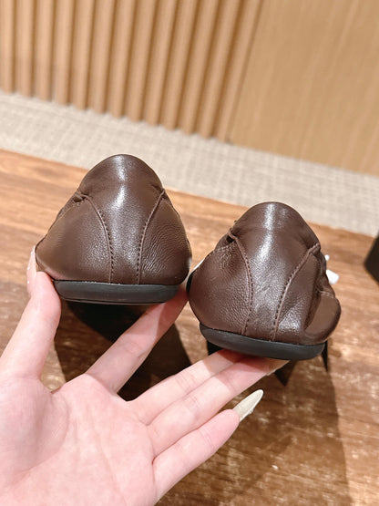 PRADA Leather Thin-Sole Casual Sneakers, Brown