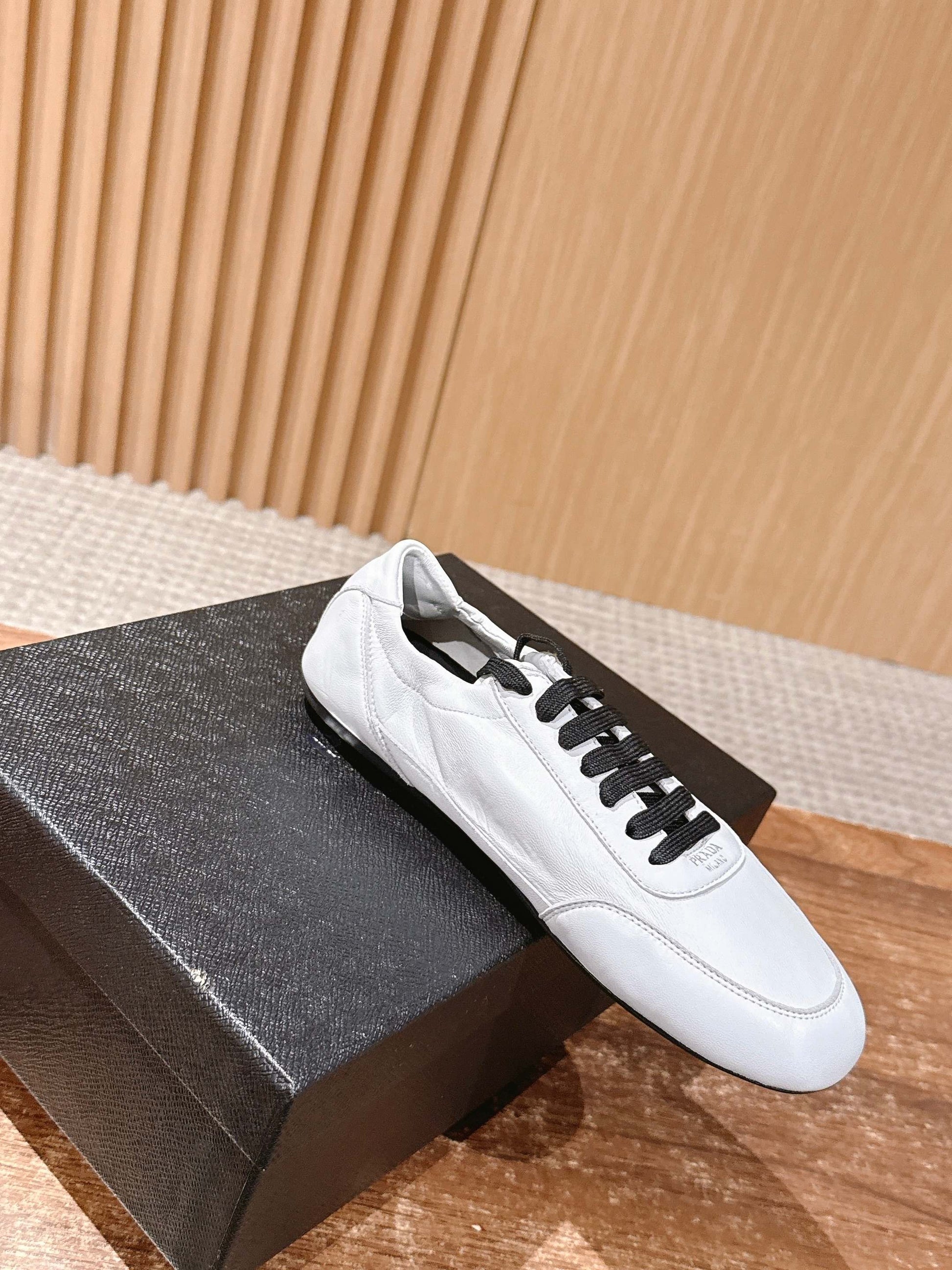 PRADA Leather Thin-Sole Casual Sneakers, White