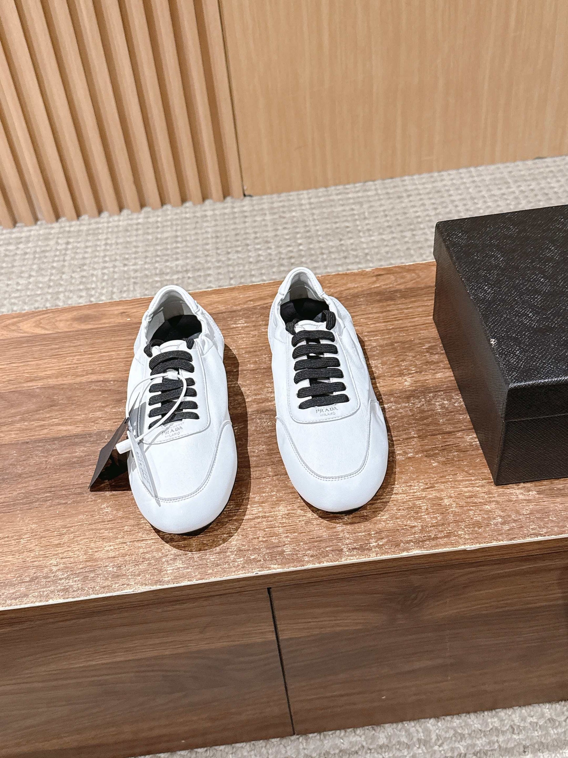 PRADA Leather Thin-Sole Casual Sneakers, White