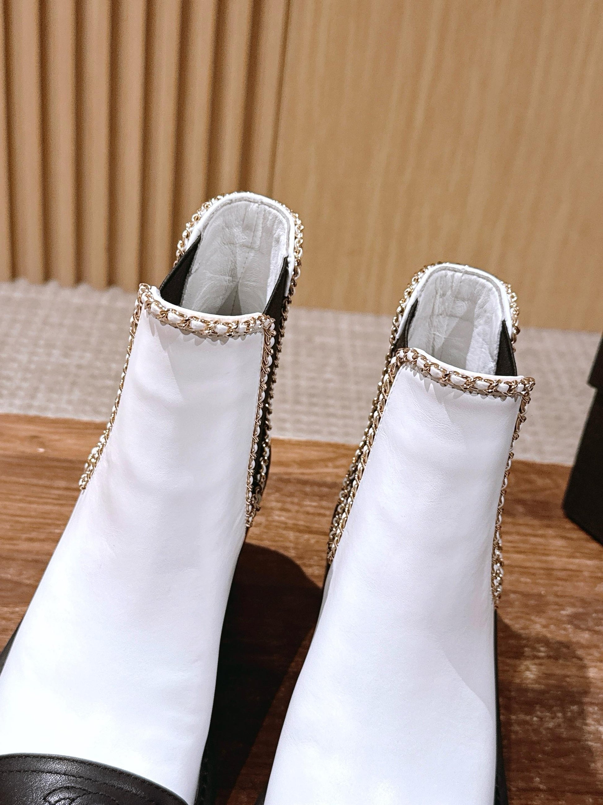 Chanel New Panelled-Chain Block-Heel Ankle Boots, White