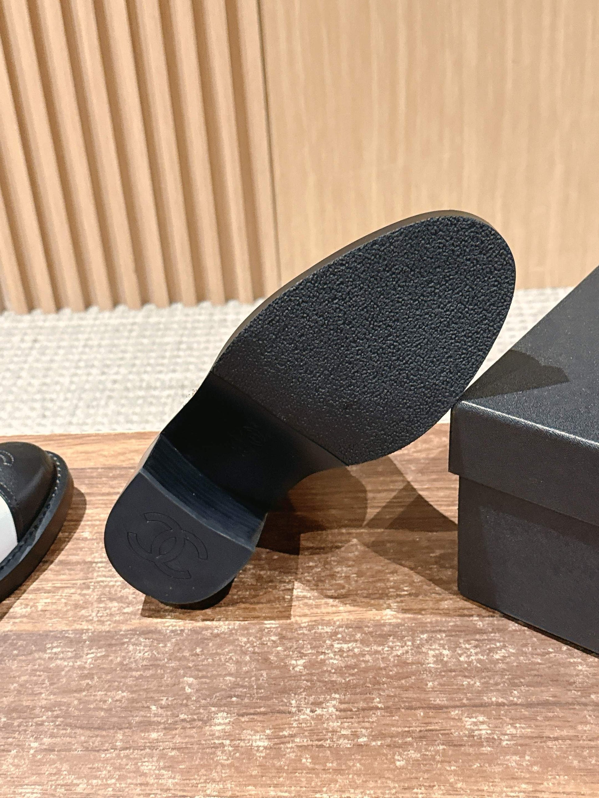 Chanel New Panelled-Chain Block-Heel Ankle Boots, White