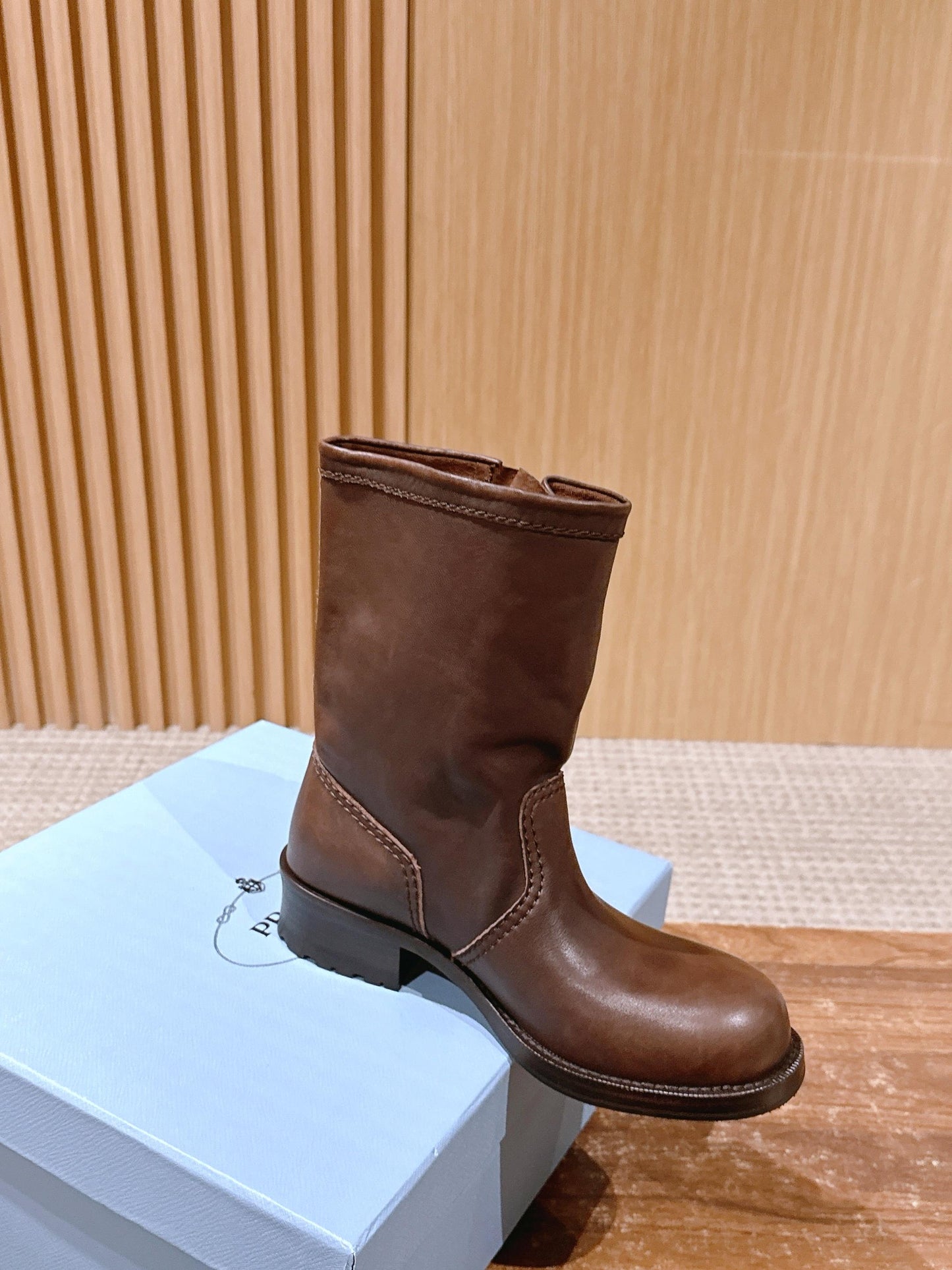 Prada Fall/Winter New Block-Heel Knight Boots, Brown