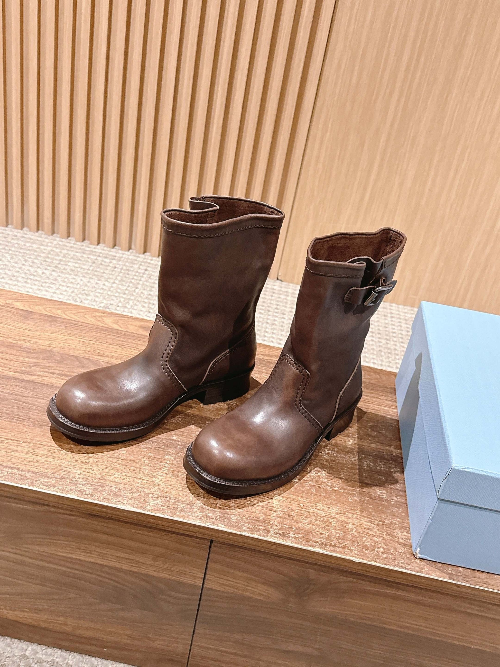 Prada Fall/Winter New Block-Heel Knight Boots, Brown