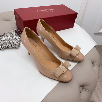 Ferragamo CARLA Stiletto Pumps, Beige