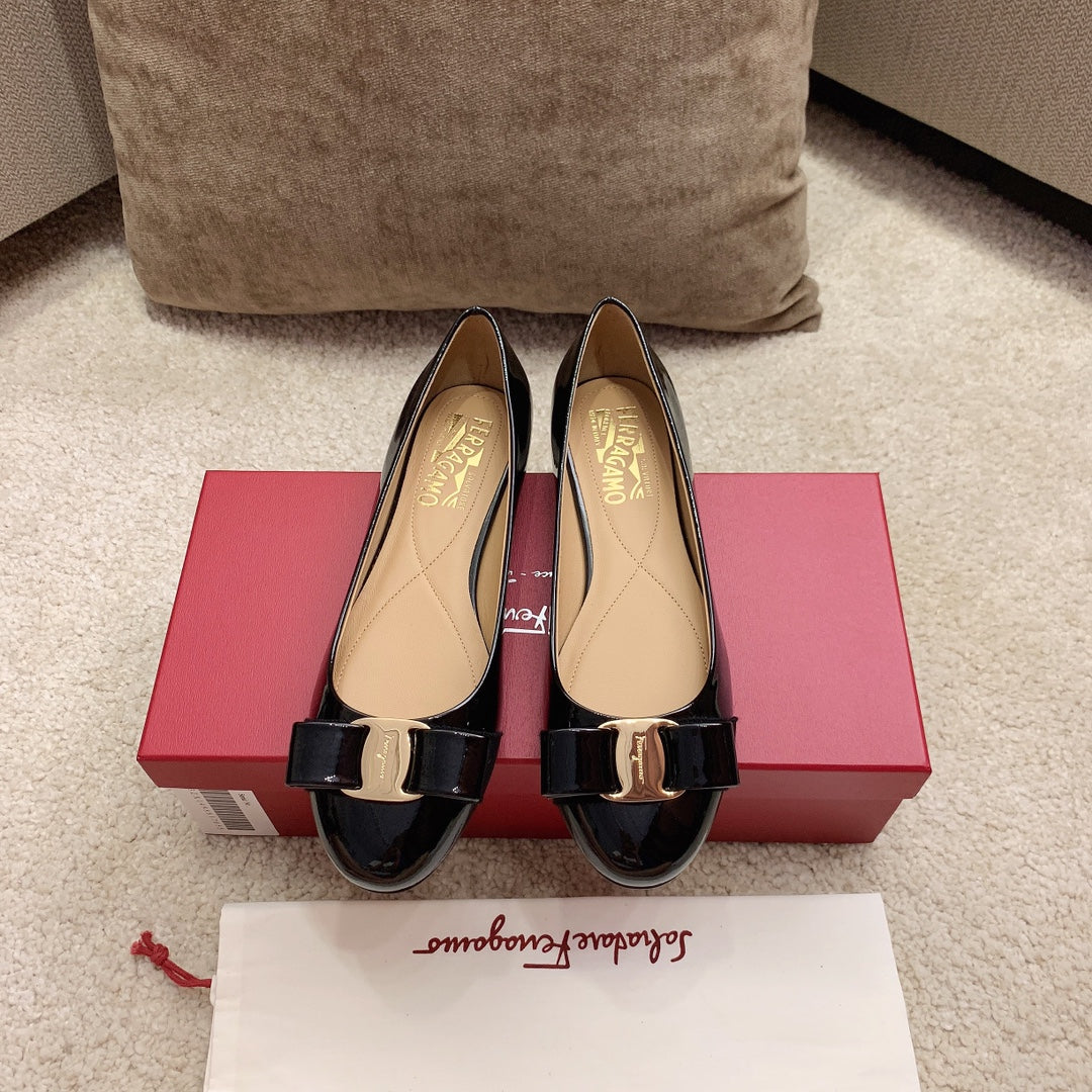 Ferragamo Lace & Mesh Vara Flats, Black