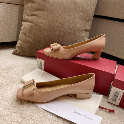 Ferragamo Fila-Square-Toe Best-Seller Bow Flats, Beige