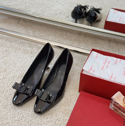 Ferragamo Bow-Detail Kitten-Heel Pumps, Black