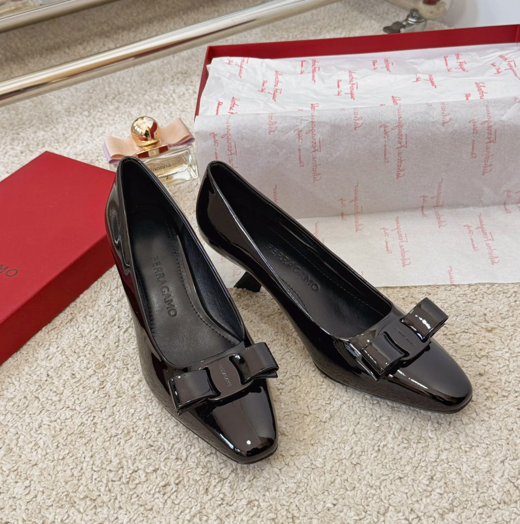 Ferragamo Bow-Detail Kitten-Heel Pumps, Black