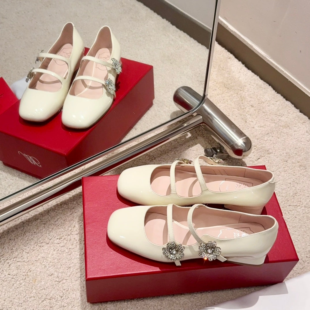 RV Limited-edition Floral Crystal-Buckle Mary Janes Series 07