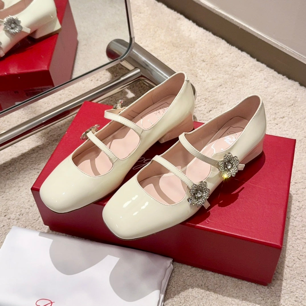 RV Limited-edition Floral Crystal-Buckle Mary Janes Series 07