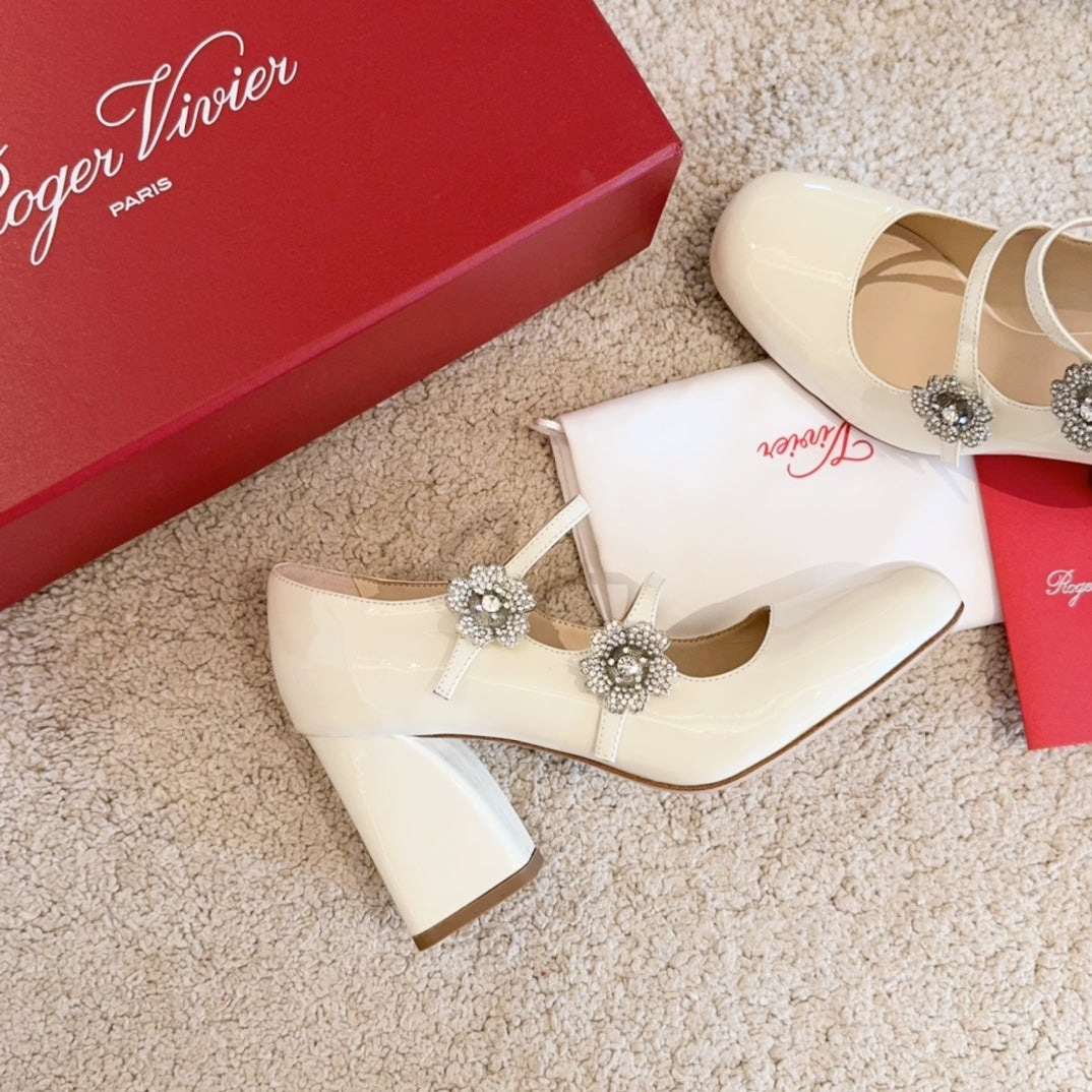 RV Limited-edition Floral Crystal-Buckle Mary Janes Series 01