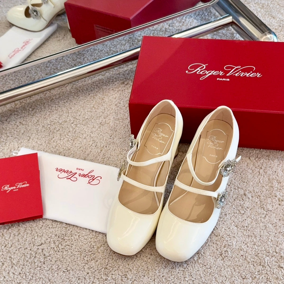 RV Limited-edition Floral Crystal-Buckle Mary Janes Series 01