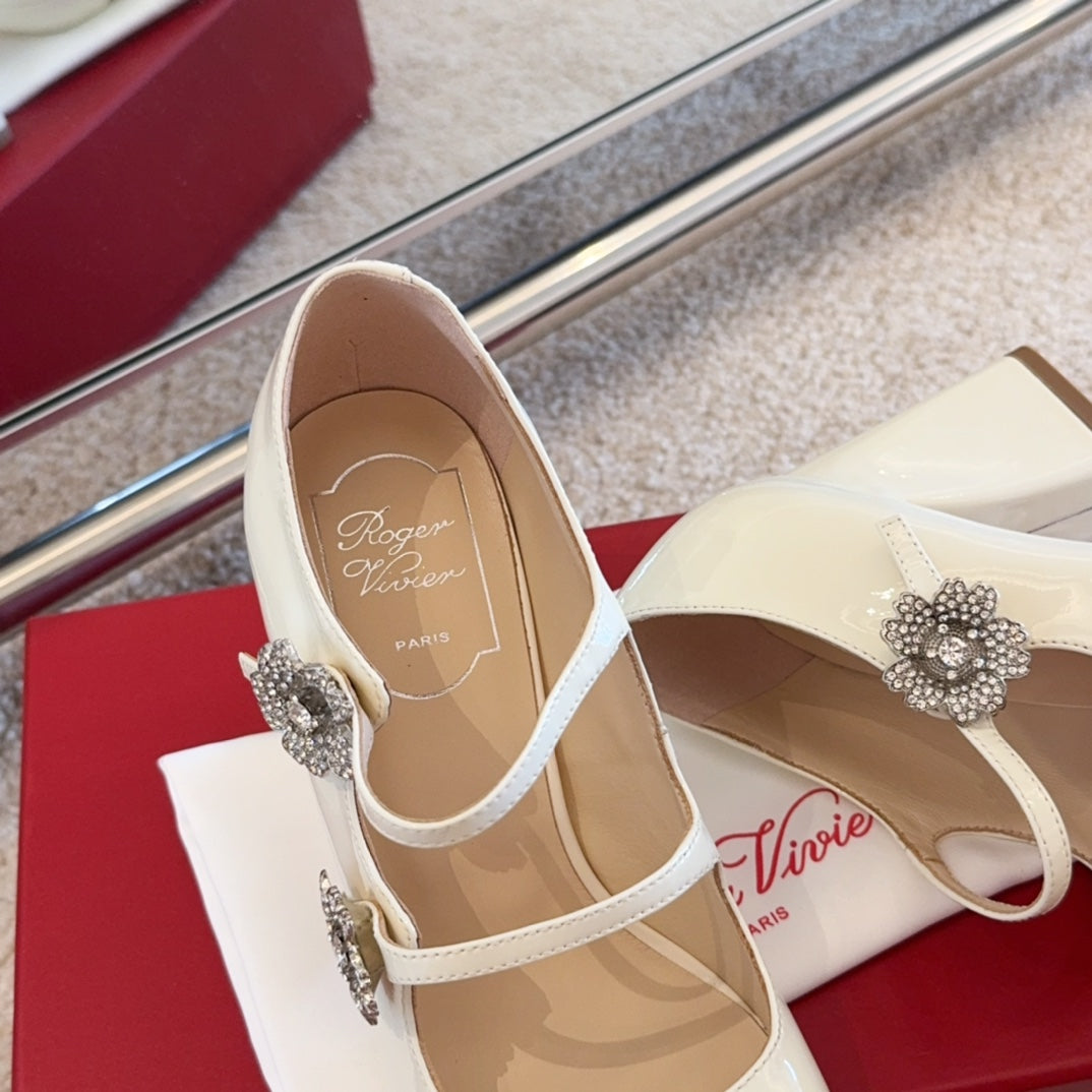 RV Limited-edition Floral Crystal-Buckle Mary Janes Series 01
