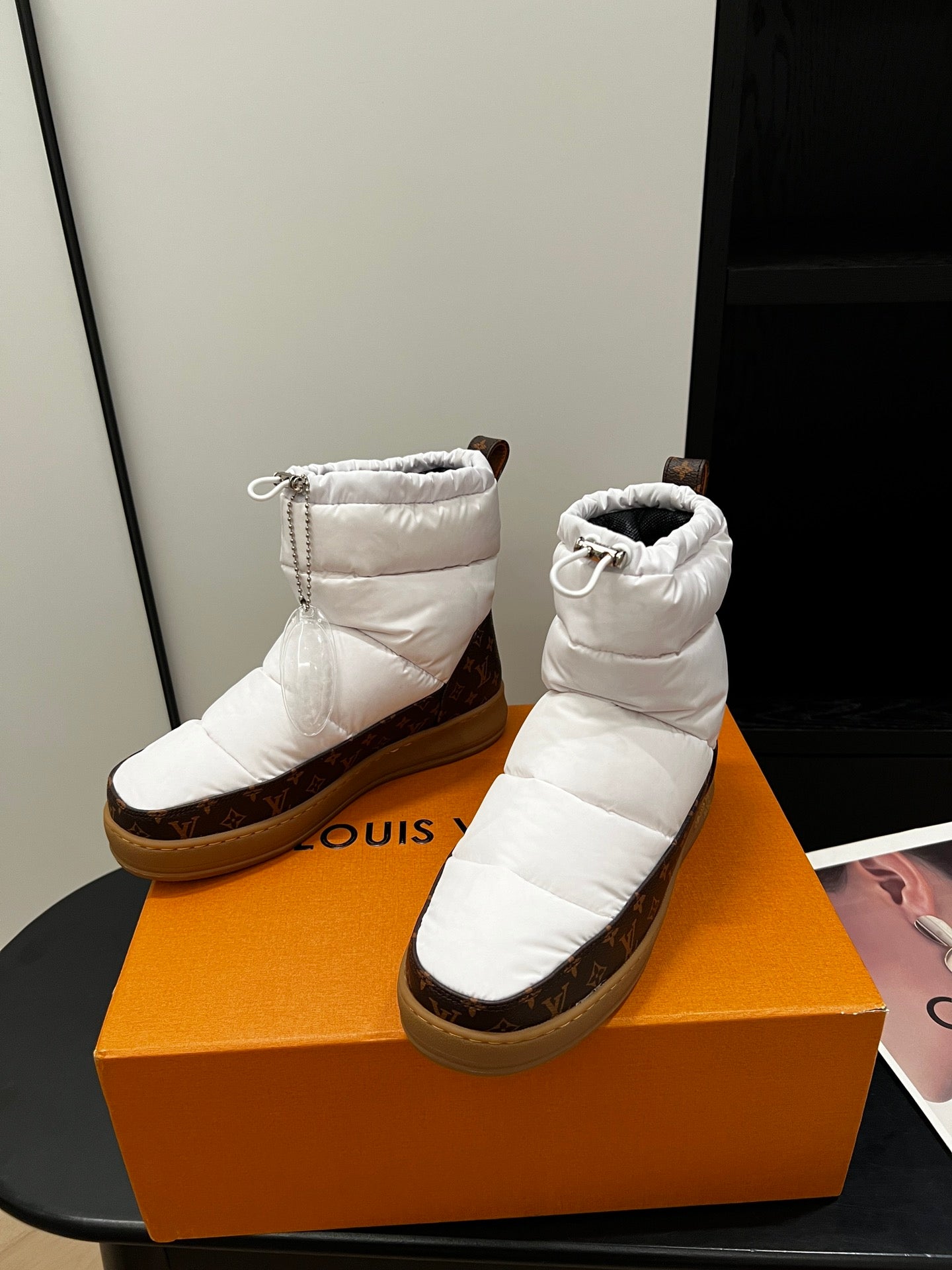 LV Pillow Down Snow Boots Series 02