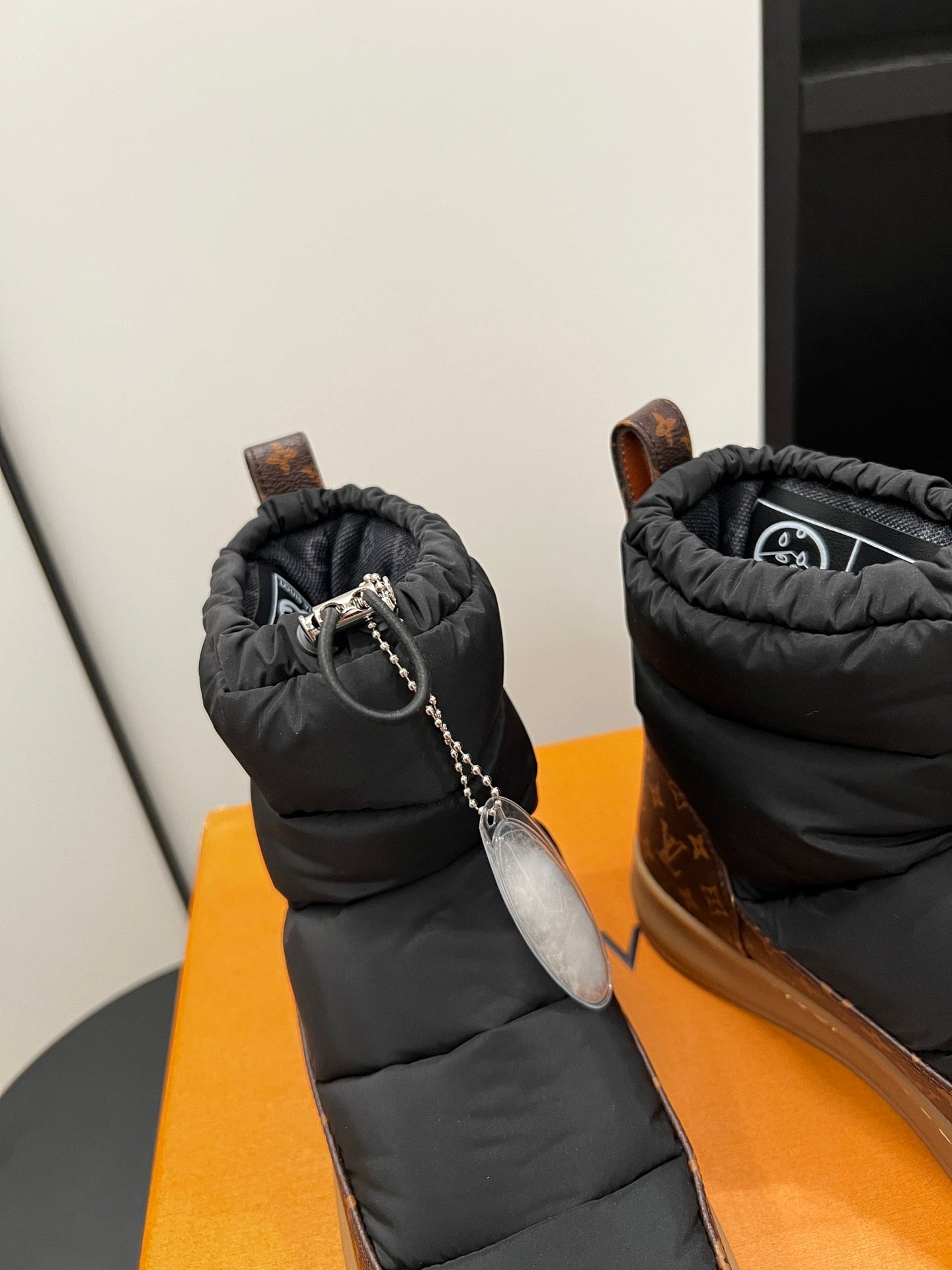 LV Pillow Down Snow Boots Series 01