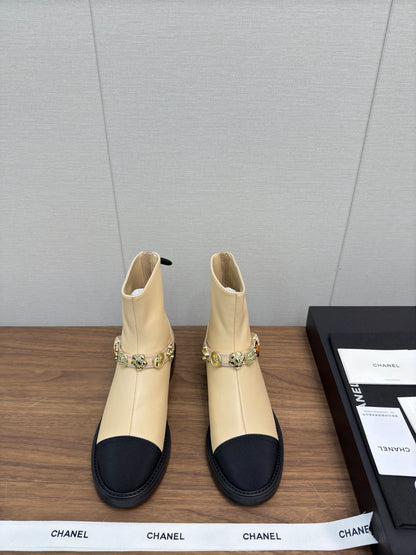 Chanel Fall/Winter New Runway Short Boots, Yellow