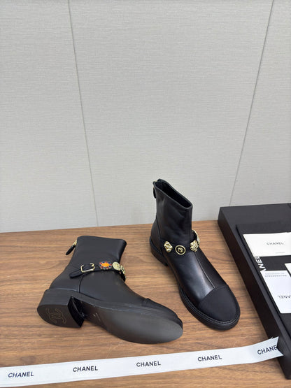 Chanel Fall/Winter New Runway Short Boots, Black