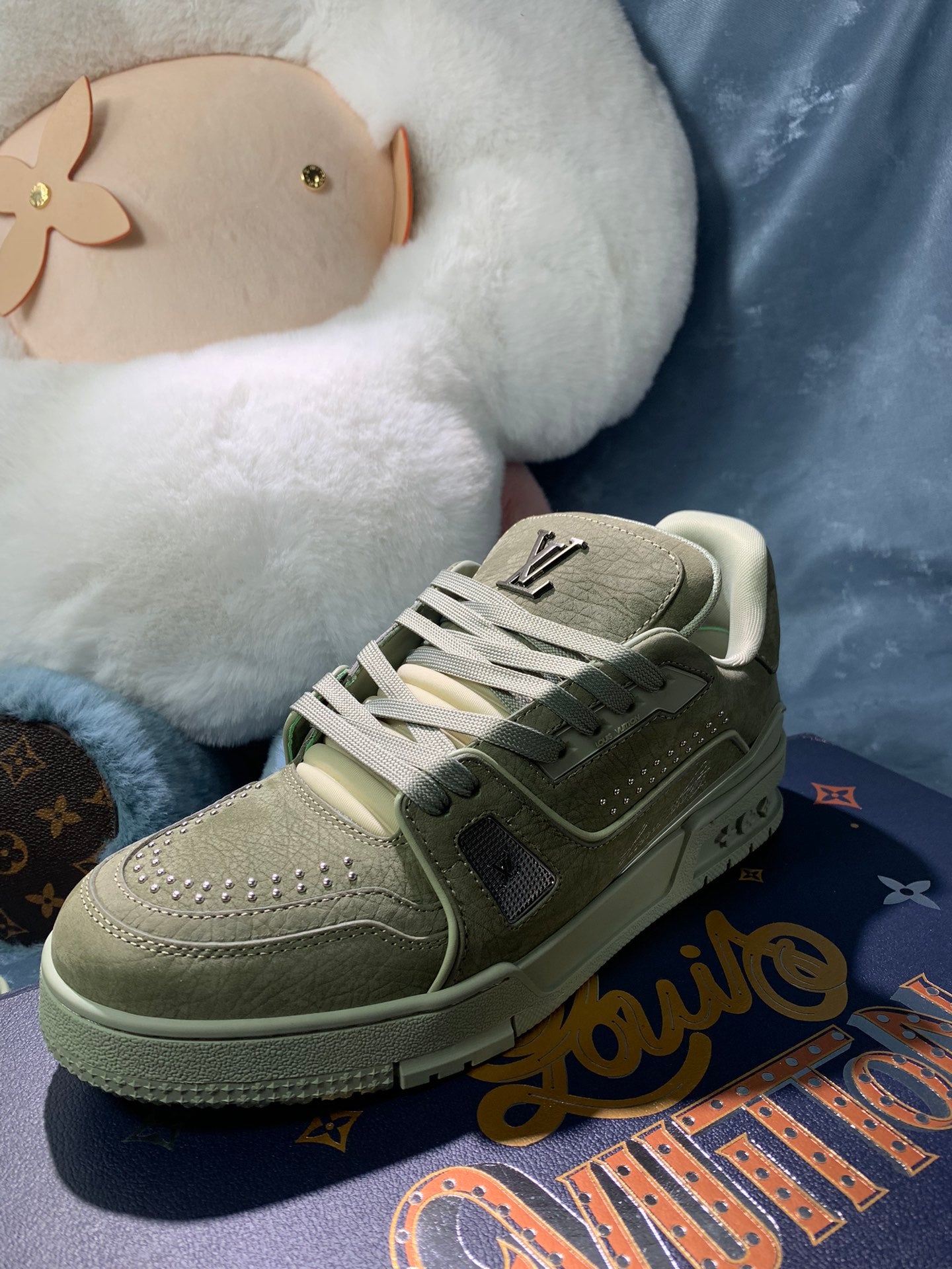 LV Trainer Series 62