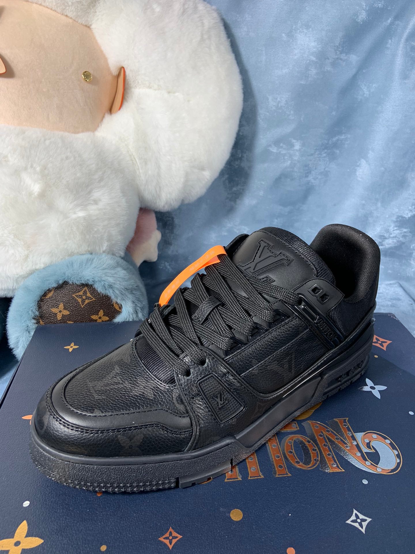 LV Trainer Series 64