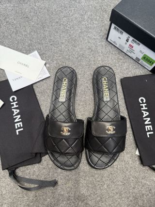 LV Footprint Soccer Sneaker, White