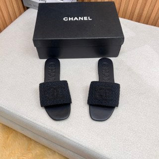 LV Footprint Soccer Sneaker, White