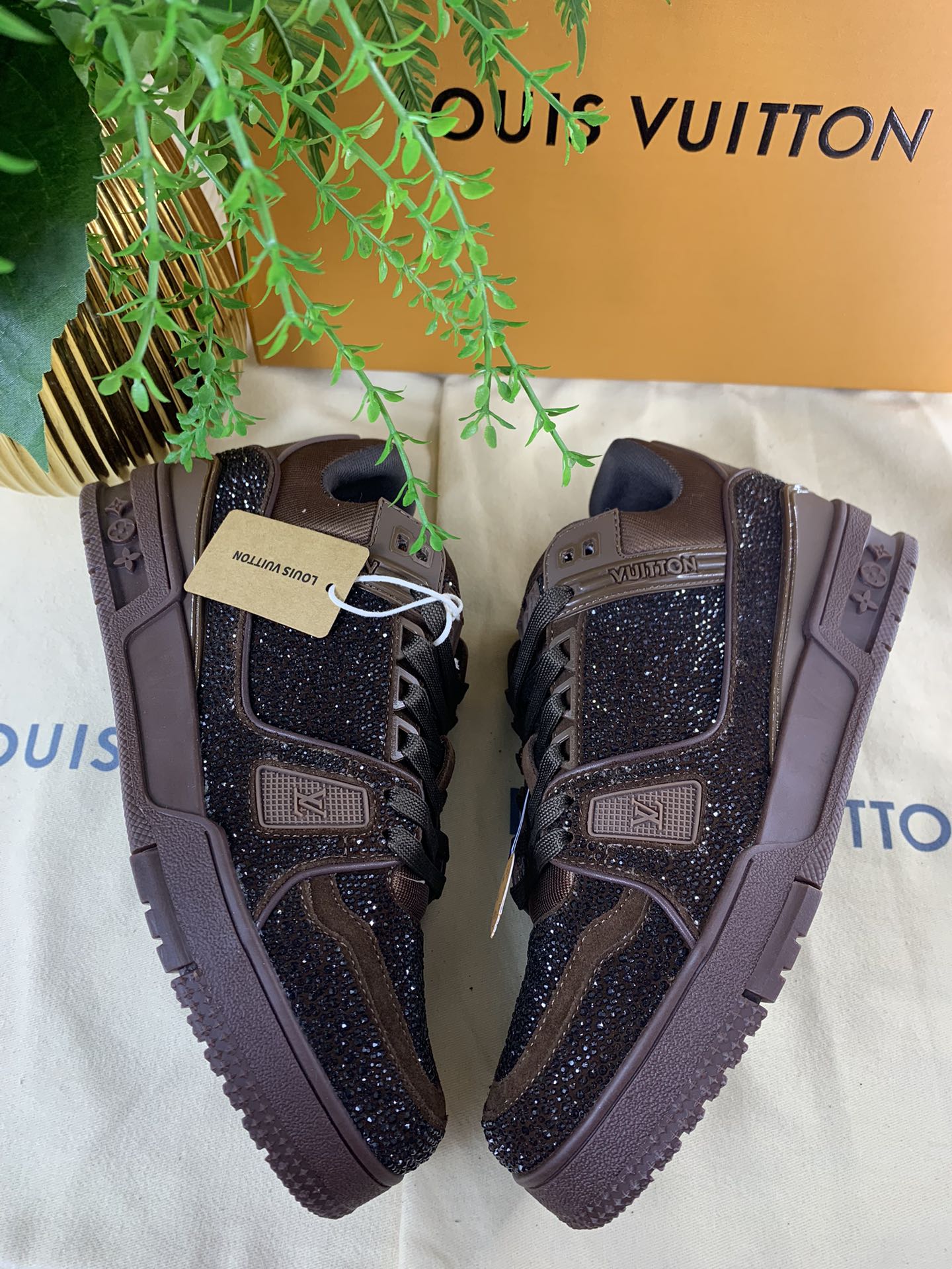 LV Trainer Series 56