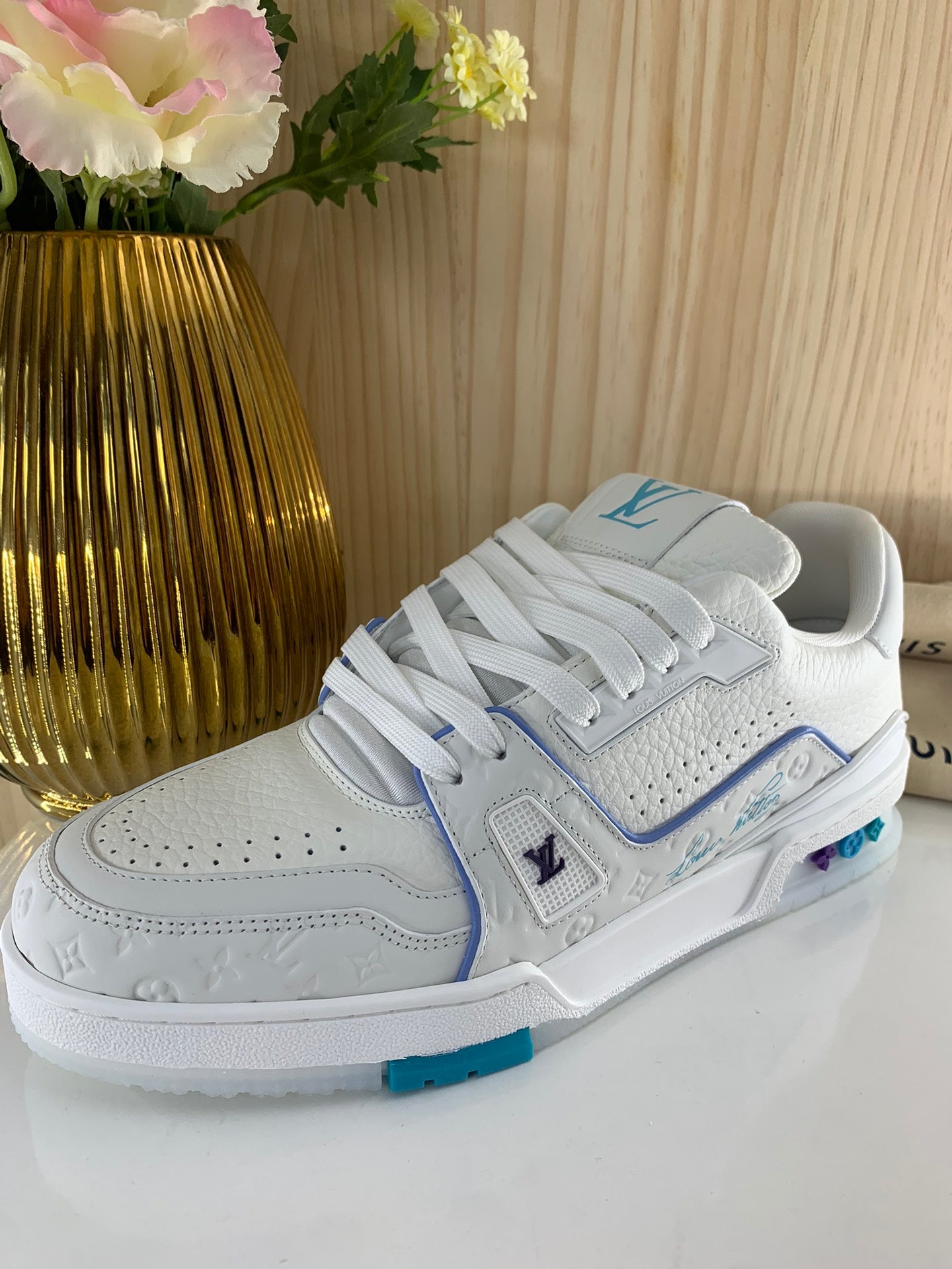 LV Trainer Series 57
