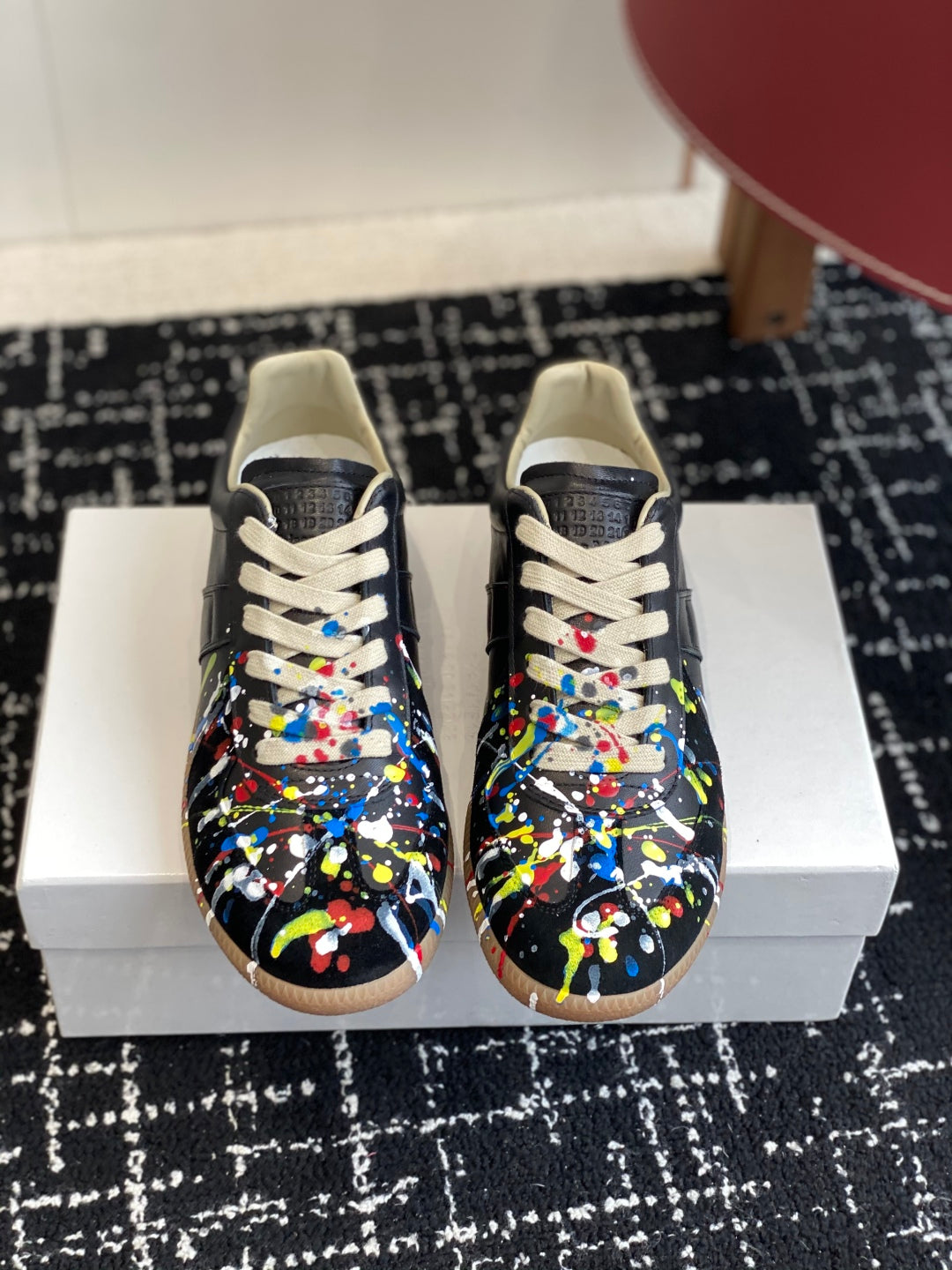 Maison Margiela
Replica Paint low-top Sneakers, Black/multicolour