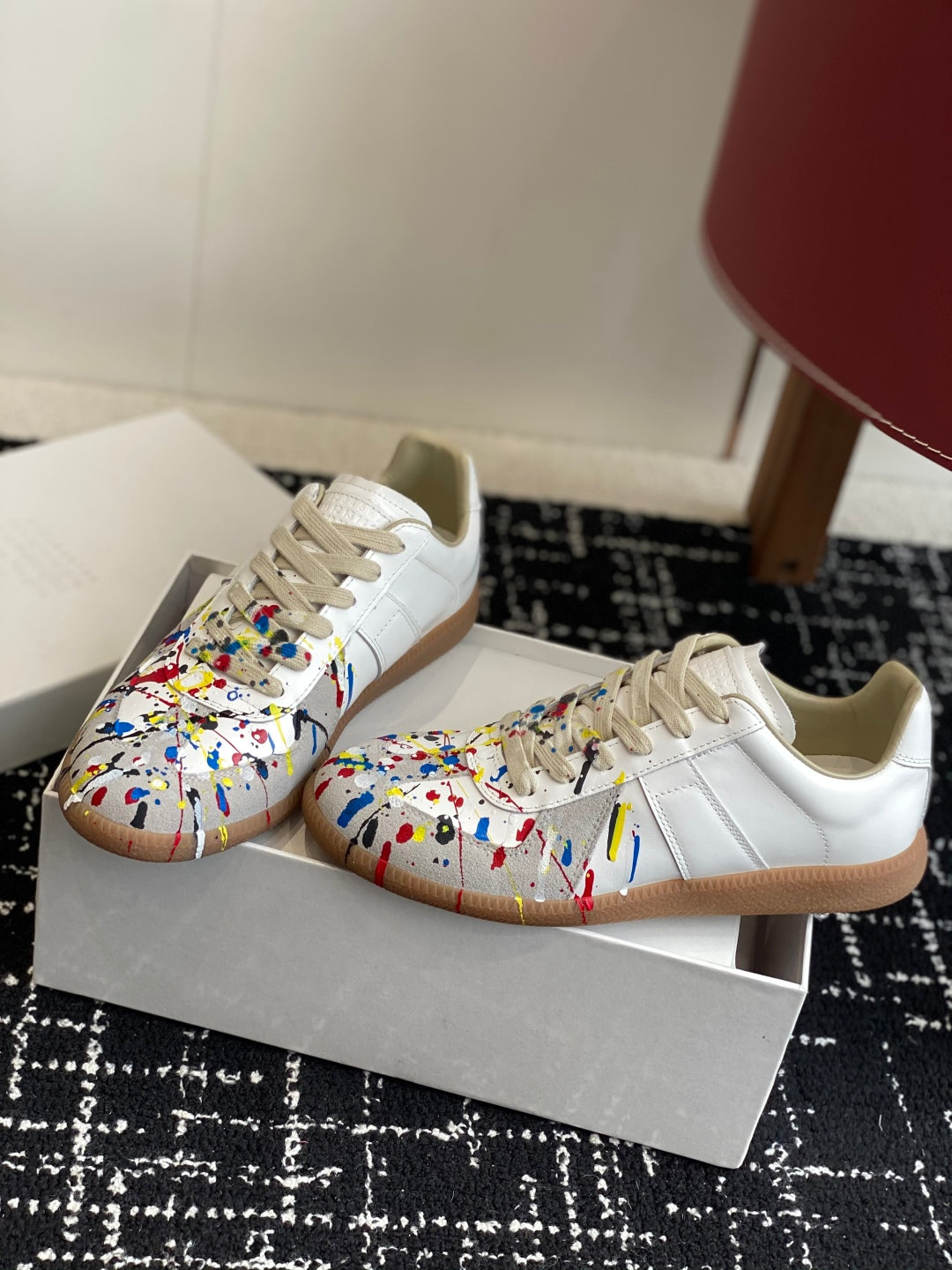 Maison Margiela
Replica Paint low-top Sneakers, White/multicolour